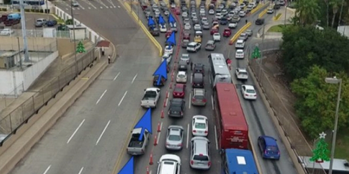 Cierre en puentes se extiende un mes más