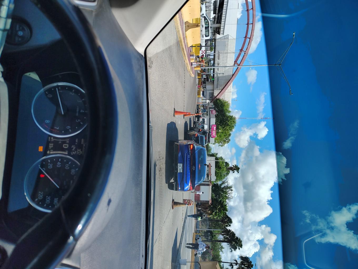 puente nuevo fila a la entrada del puente fila de 30 minutos 